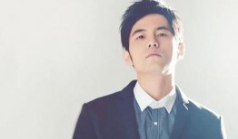 最新爆料男明星塌房了没,当红男星疑似塌房，真相即将揭晓